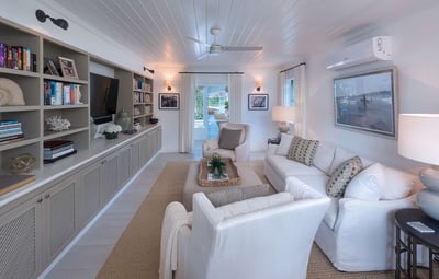 Luxury Villa Photo #9