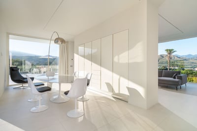 Luxury Villa Photo #39