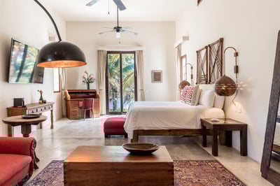 Luxury Villa Photo #33