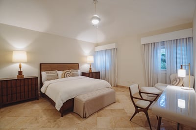 Tortuga D9 - Newly renovated golf villa located just steps from private beach