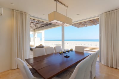 Luxury Villa Photo #15