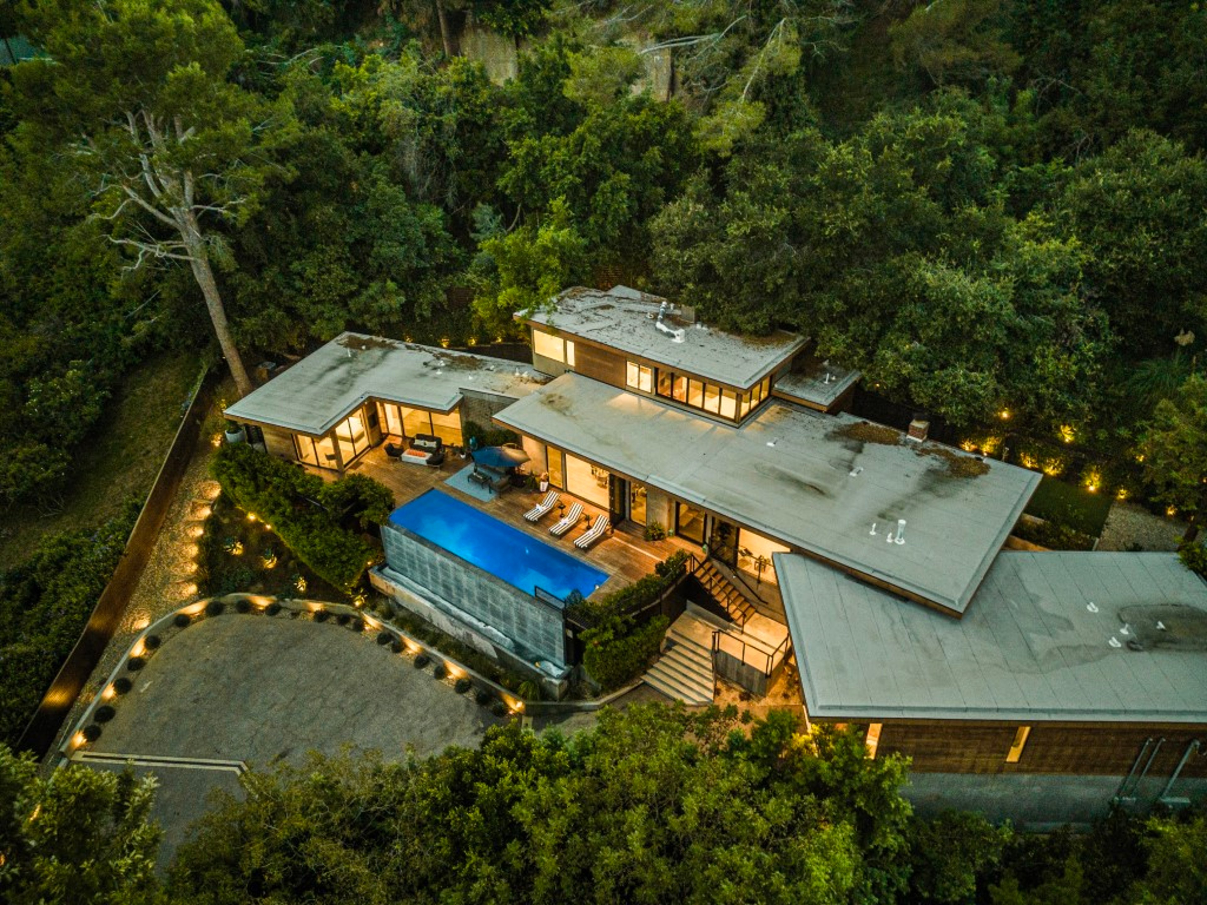 Beverly Glen Hillside Haven - 3