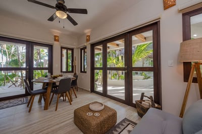 Luxury Villa Photo #10