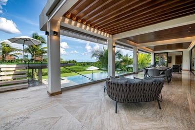 Luxury Villa Photo #8