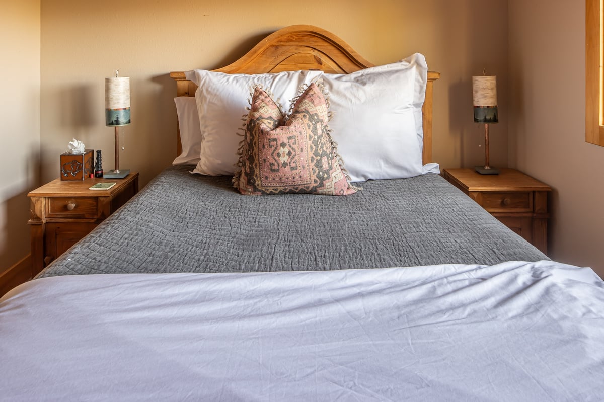 Huckleberry Hideaway