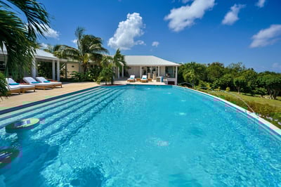 Luxury Villa Photo #5