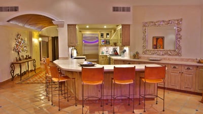 Luxury Villa Photo #25