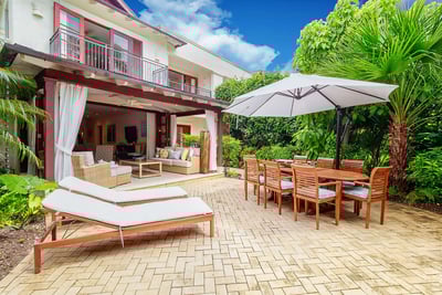 Luxury Villa Photo #2
