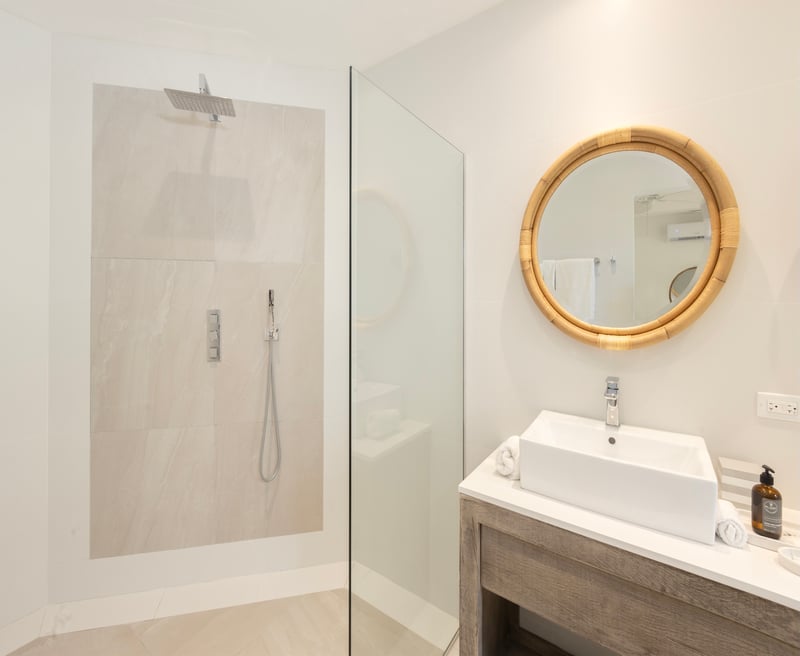 One Queen Street Apt 4