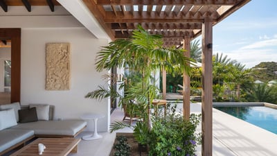 Luxury Villa Photo #13