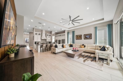 Luxury Villa Photo #26