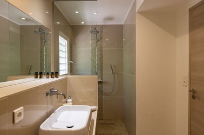 Luxury Villa Photo #45