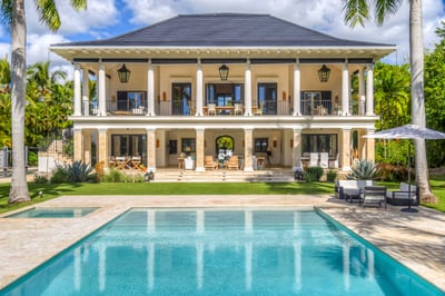 Luxury Villa Photo #2