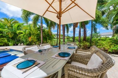 Luxury Villa Photo #7