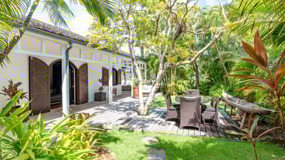 Luxury Villa Photo #18