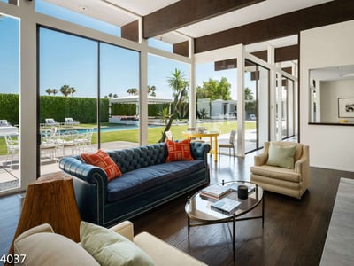 Luxury Villa Photo #24