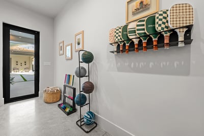 Luxury Villa Photo #35