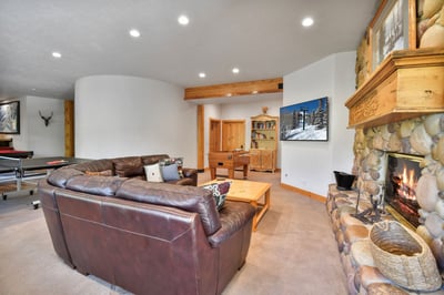 Luxury Villa Photo #23