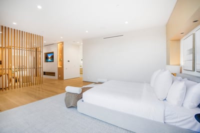 Luxury Villa Photo #50