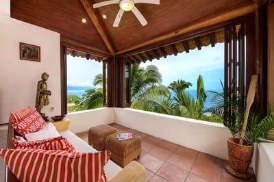 Luxury Villa Photo #10