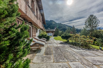 Luxury Villa Photo #8