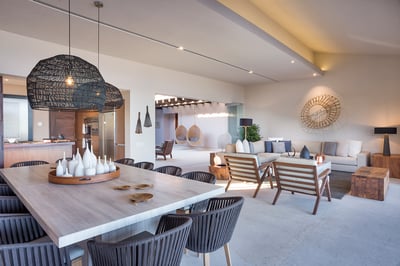 Luxury Villa Photo #30