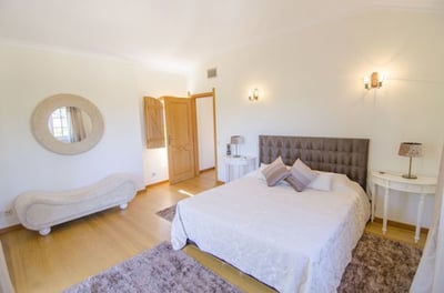 Luxury Villa Photo #19
