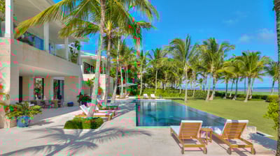 Luxury Villa Photo #22