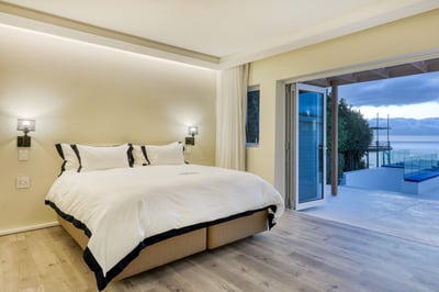 Luxury Villa Photo #38