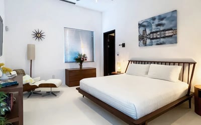 Luxury Villa Photo #23