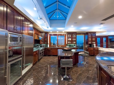 Luxury Villa Photo #22