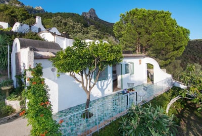 Luxury Villa Photo #37