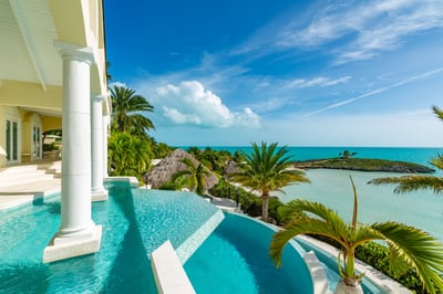 Luxury Villa Photo #9