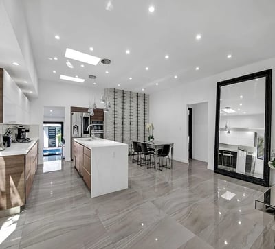 Luxury Villa Photo #12