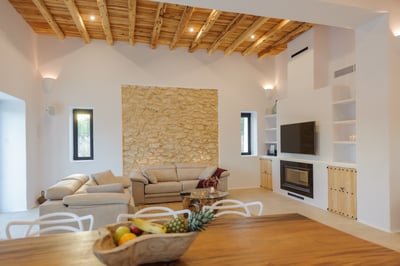 Luxury Villa Photo #23