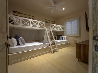 Luxury Villa Photo #45