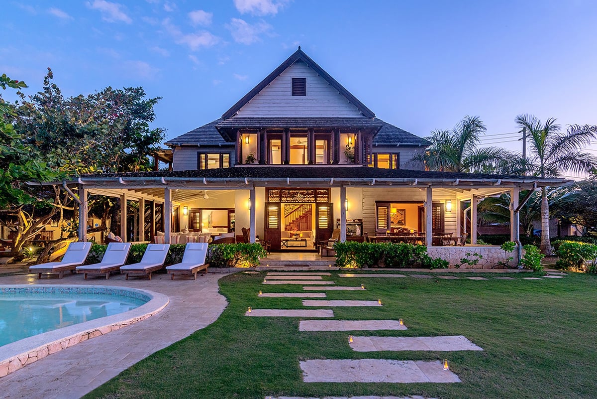 Hidden Bay By The Sea Runaway Bay, Jamaica Rental Escapes