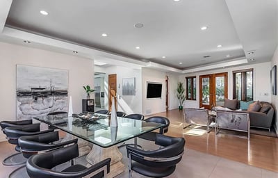 Luxury Villa Photo #11