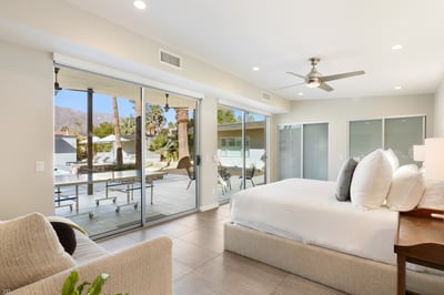 Luxury Villa Photo #34
