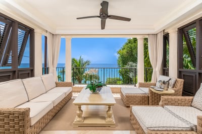 Luxury Villa Photo #48
