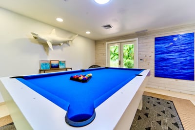 Luxury Villa Photo #22