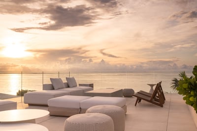 Luxury Villa Photo #20