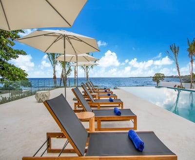 Luxury Villa Photo #9