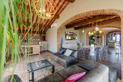 Luxury Villa Photo #12