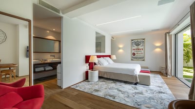 Luxury Villa Photo #51