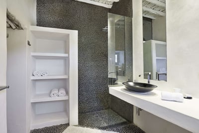 Luxury Villa Photo #41