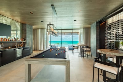 Luxury Villa Photo #13