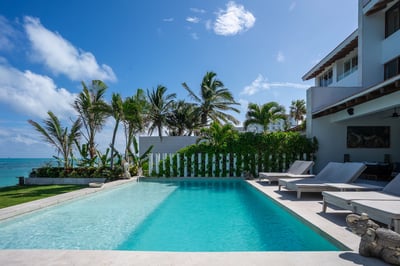 Luxury Villa Photo #7