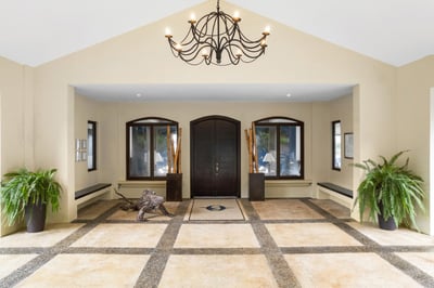 Luxury Villa Photo #18