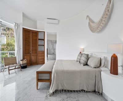 Luxury Villa Photo #66